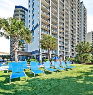 Image for: Oceanfront Lawn